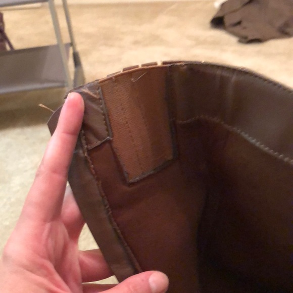 Tall brown boots - Picture 3 of 4